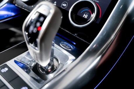 Land Rover Range Rover Sport SVR URBAN EDITION. URBAN EDITION. FIXED SIDE STEPS. PANO ROOF. PIXEL LEDS. 40