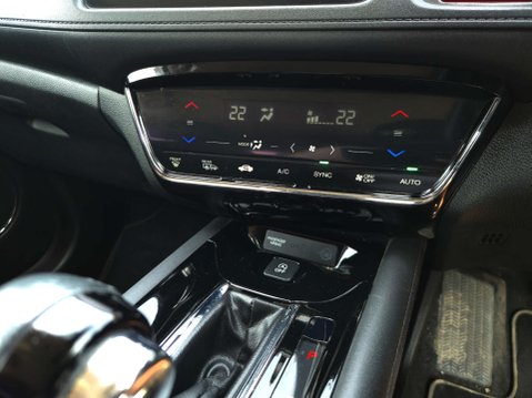 Honda HR-V 1.5 HR-V SE Navi i-VTec CVT 5dr 49