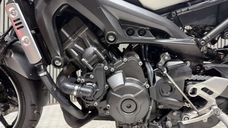 Yamaha XSR900 HERITAGE MT09 2016 ONLY 19K STUNNING MODERN RETRO 900CC 21