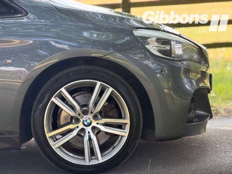 BMW 2 Series 2.0 220d M Sport Auto 5dr 37