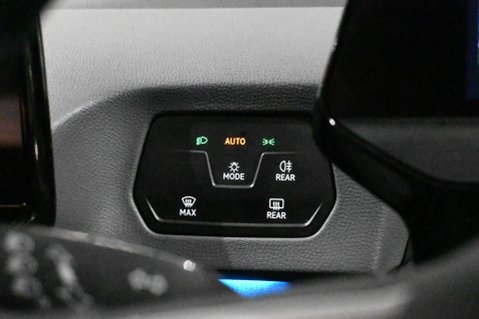 Volkswagen ID.3 Pro Performance 58kWh Life Auto 5dr 147