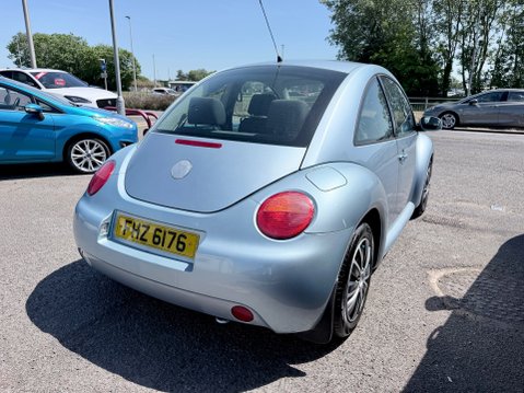 Volkswagen Beetle 1.6 8V HATCHBACK 5