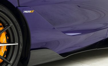 McLaren 765LT 28