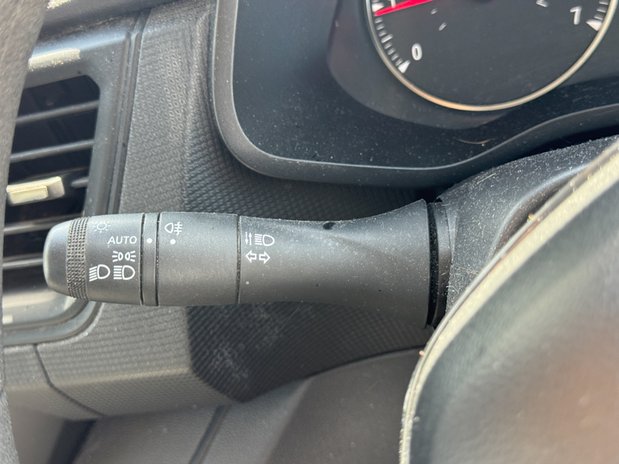 Renault Trafic AUTO SWB L1H1 Low Roof Business SL29 Air Con Sensors EURO 6 20
