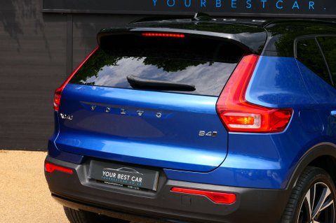 Volvo XC40 2.0 XC40 R-Design Pro B4 MHEV AWD Auto 4WD 5dr 14