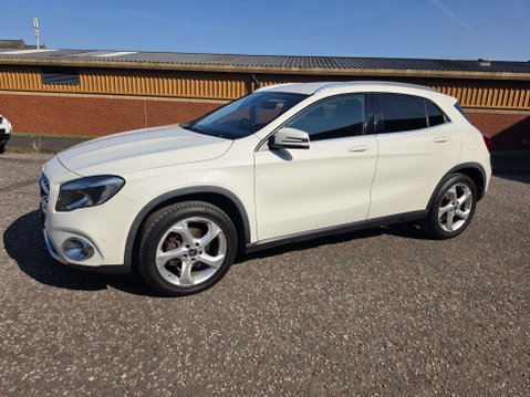 Mercedes-Benz GLA 2.1 GLA 200 Sport Executive D 4Matic Auto 4WD 5dr 27