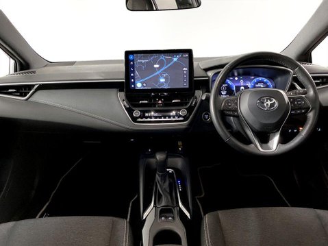 Toyota Corolla 1.8 VVT-h Icon Hatchback 5dr Petrol Hybrid CVT Euro 6 (s/s) (140 ps) 1 Owne 19