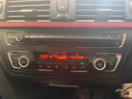 BMW 3 Series 2.0 318d Sport Euro 5 (s/s) 4dr 27
