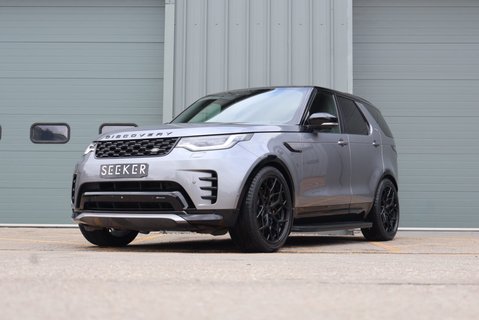 Land Rover Discovery 2023 R-DYNAMIC HSE MHEV GENUINE REAR SEAT CONVERSION URBAN 22 WHEELS  1