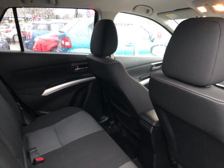 Suzuki SX4 S-Cross SZ4 1.6 petrol manual £165 tax, ULEZ compliant, service history 8