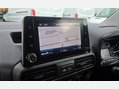Toyota Proace City design L1 H1 SWB 1.5d 100ps eu6 nav 6 Speed 15
