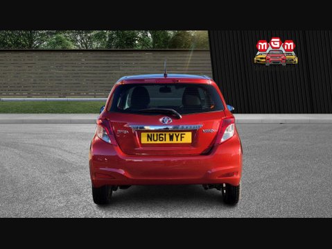 Toyota Yaris VVT-I T SPIRIT 10