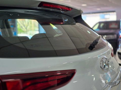 Hyundai KONA 39kWh SE Auto 5dr (10.5kW Charger) 43