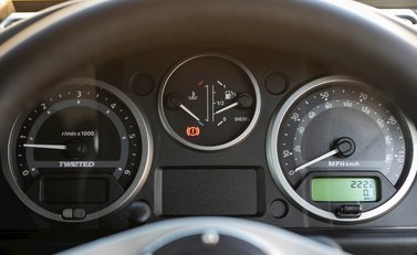 Land Rover Defender 110 XS Classic Series I 17