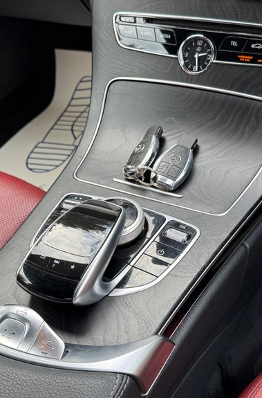 Mercedes-Benz C Class C 220 D AMG LINE PREMIUM PLUS - SELENITE GREY WITH CRANBERRY LEATHER 