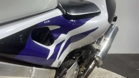 Honda RVF 2000 LATE REGISTERED GENUINE 8K CLASSIC 400CC SUPER SPORT 38