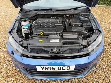 Volkswagen Scirocco 2.0 TDI BlueMotion Tech R-Line DSG Euro 6 (s/s) 3dr 11