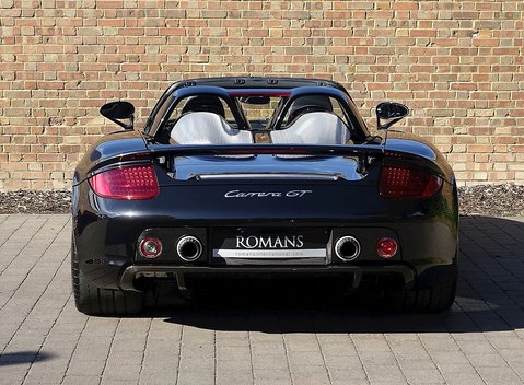 Porsche Carrera GT 9