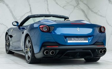 Ferrari Portofino 4