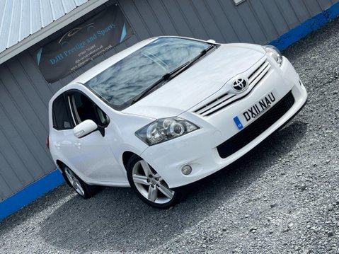 Toyota Auris 1.6 V-Matic SR Euro 5 5dr 2