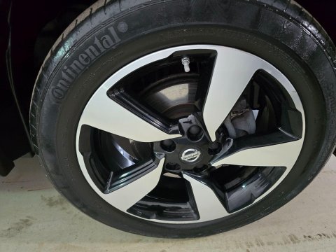 Nissan Qashqai 1.2 DIG-T N-Connecta 2WD Euro 6 (s/s) 5dr 53