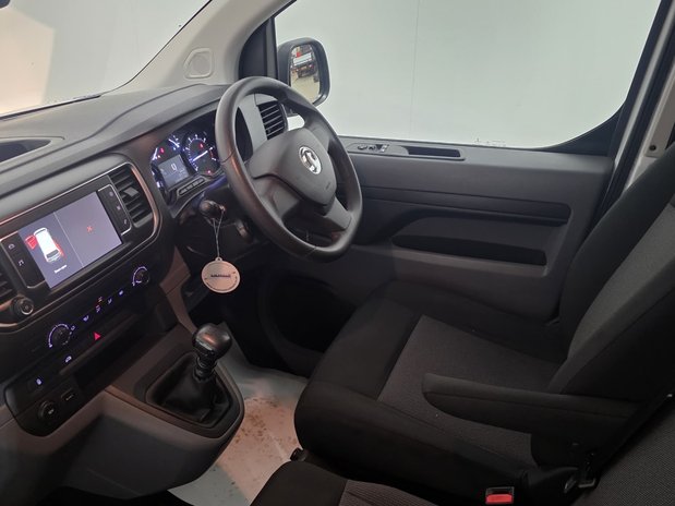 Vauxhall Vivaro Vauxhall Vivaro L2 Diesel 2900 1.5d 100ps Dynamic H1 Van 3