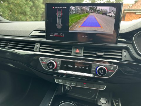 Audi A4 2.0 TDI 35 Black Edition S Tronic Euro 6 (s/s) 5dr 20