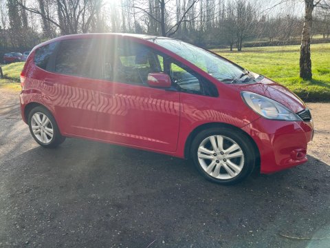 Honda Jazz I-VTEC EXL 18