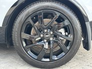 Land Rover Discovery D300 R-Dynamic HSE MHEV Panel Van 38