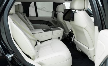 Land Rover Range Rover P530 First Edition 14