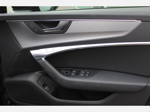 Audi A6 TDI S LINE BLACK EDITION MHEV 16