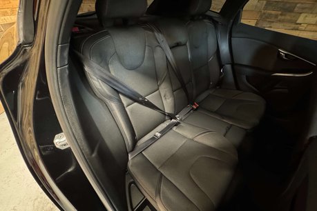 Volvo V40 1.6 T4 Lux Hatchback 5dr Petrol Powershift Euro 5 (s/s) (180 ps) 28