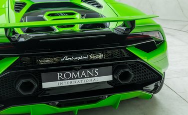 Lamborghini Huracan TECNICA 29