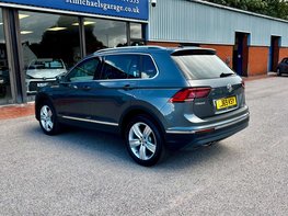 Volkswagen Tiguan 2.0 Tiguan SEL TSi 4Motion Semi-Auto 4WD 5dr 9