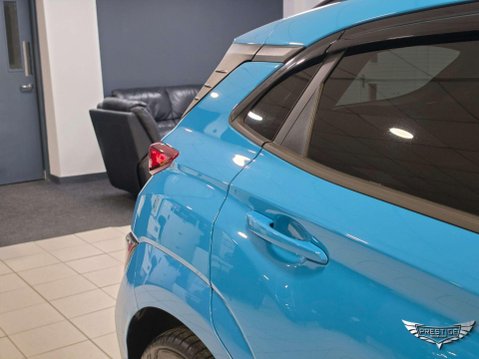 Hyundai KONA 64kWh Premium Auto 5dr (10.5kW Charger) 19