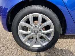 Renault Clio 1.1 Clio Play 5dr 14