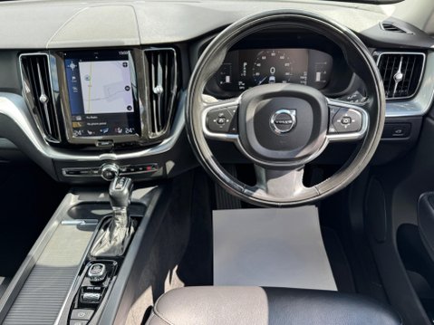 Volvo XC60 2.0 D4 Momentum Pro Auto AWD Euro 6 (s/s) 5dr 2