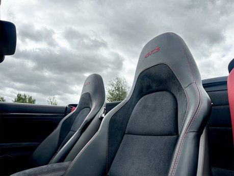 Porsche 911 CARRERA GTS PDK 45