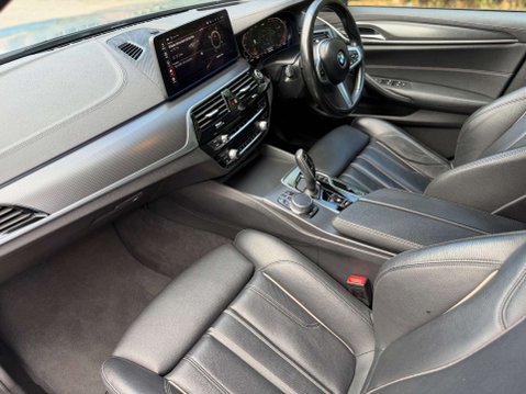 BMW 5 Series 3.0 530d xDrive M Sport MHEV Auto 4WD 4dr 25