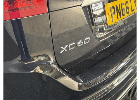 Volvo XC60 2.4 D4 R-Design Lux Nav SUV 5dr Diesel Auto AWD Euro 6 (s/s) (190 ps) 17