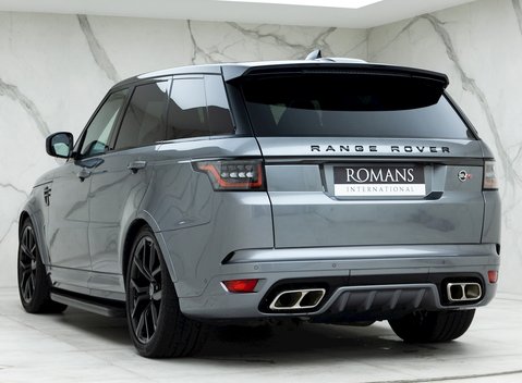 Land Rover Range Rover Sport 5.0 SVR Carbon Edition 3