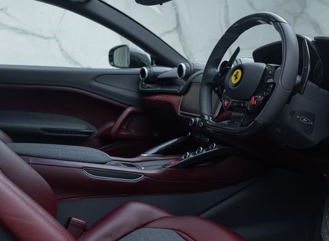 Ferrari GTC4 Lusso V12 TAILOR MADE 12