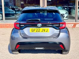 Toyota Yaris 1.5 Yaris Dynamic HEV CVT 5dr 6