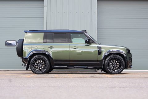 Land Rover Defender 110 2026 HARD TOP X-DYNAMIC 350 HSE STYLED BY SEEKER  GENUINE REAR SEATS FITTED 7