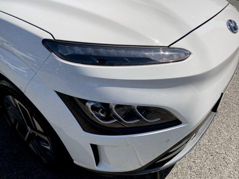 Hyundai KONA 64kWh Premium SUV 5dr Electric Auto (10.5kW Charger) (204 ps) Air Con - All 9