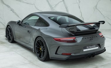 Porsche 911 GT3 (991.2) 9
