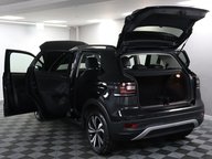 Volkswagen T-Cross SE TSI 21