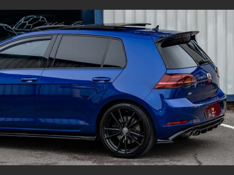 Volkswagen Golf 2.0 Golf R TSi 4Motion Semi-Auto 4WD 5dr 25