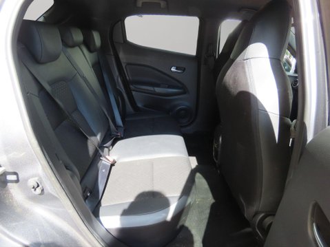 Nissan Juke 1.0 DIG-T N-Connecta DCT Auto Euro 6 (s/s) 5dr 16