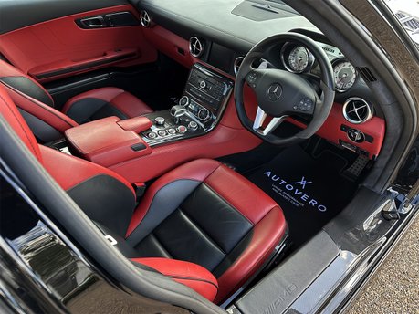 Mercedes-Benz SLS AMG Coupe 43